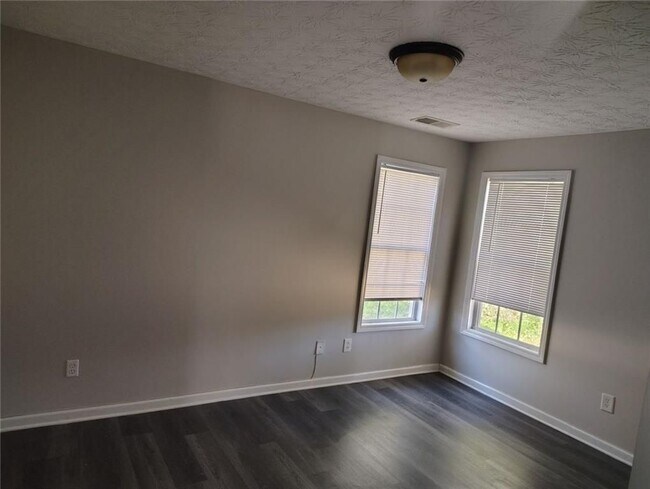 Photo - 85 Hollow Ct