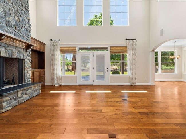 Building Photo - 4 Bedroom Tumalo Dream home on 3.21 Acres!