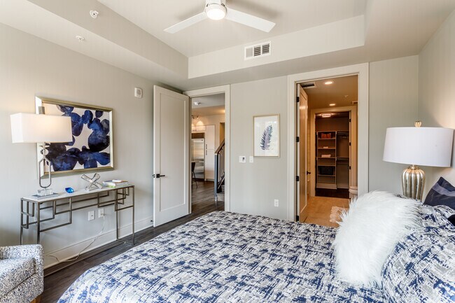 2HAB, 2BA - TH-1 - Parq on Speer