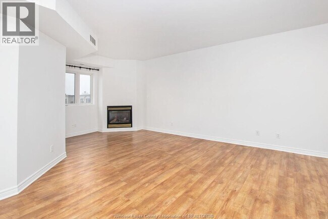 Photo - 1855 Normandy St Unit 607