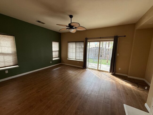 Photo - 3509 Silverwood Rd