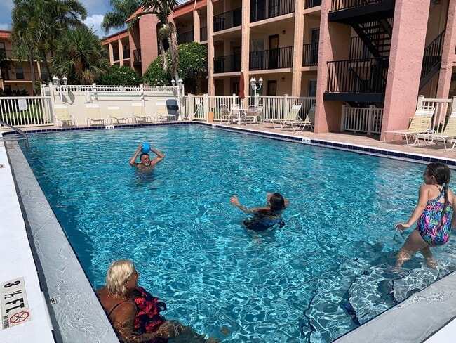 Building Photo - 8921 Blind Pass Rd