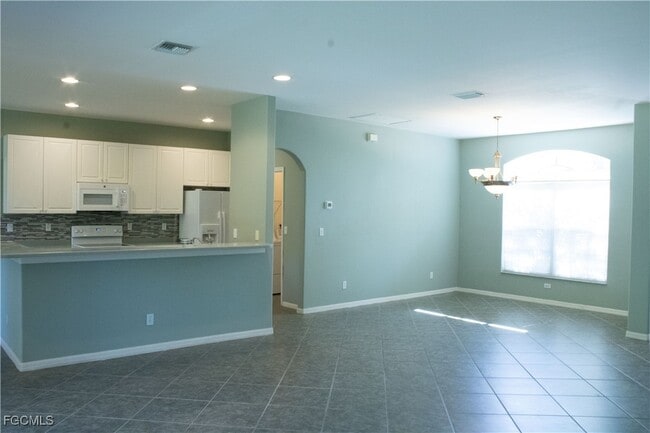 Photo - 15057 Balmoral Loop