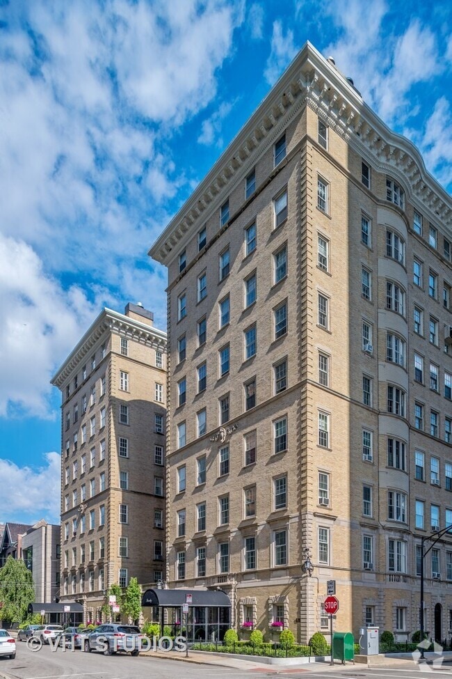 Building Photo - 70 E Scott St Unit 408 Rental