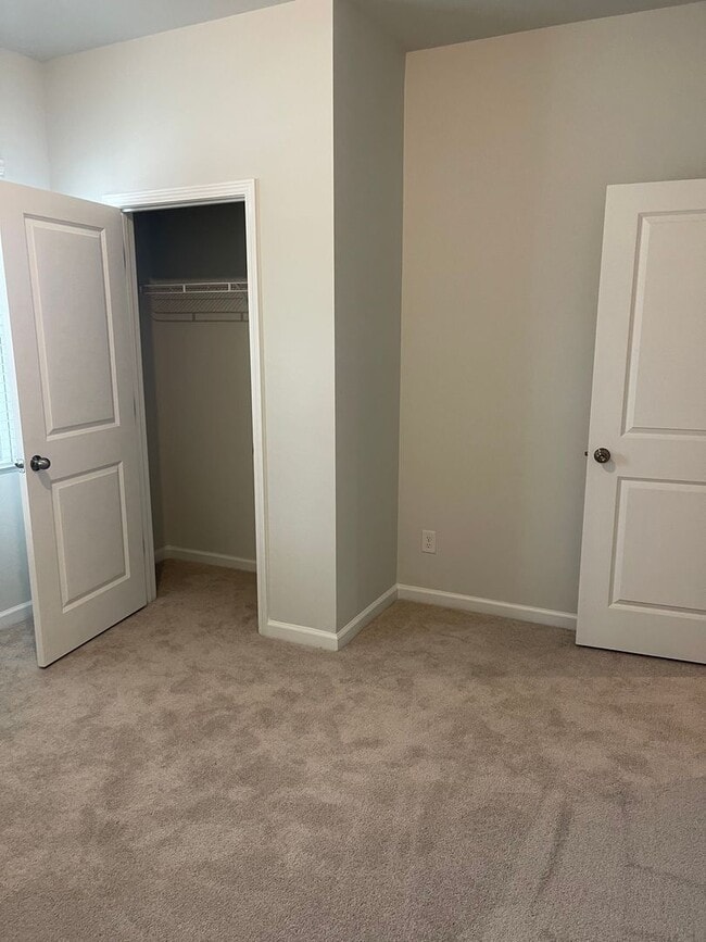 Photo - 4 bed 2 bath home in Heartwood!