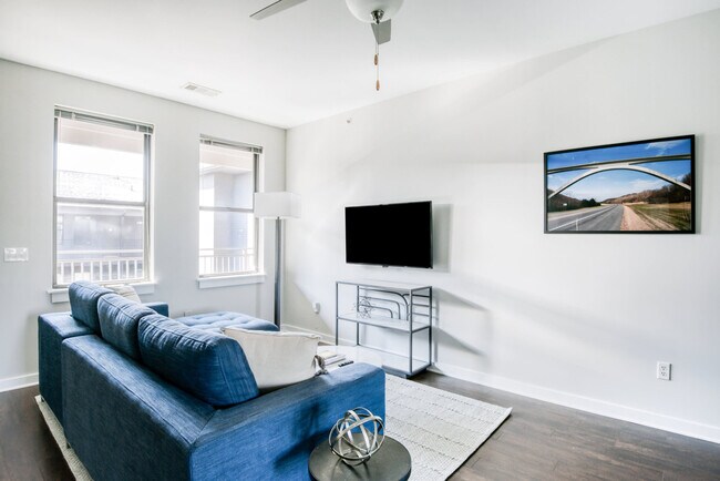 Photo - 1016 18th Ave S Unit ID1014419P