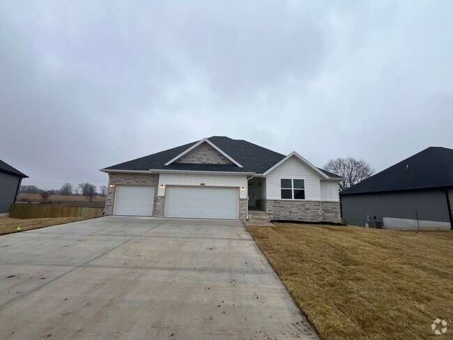 Building Photo - BRAND-NEW 5-bed, 3-bath home in Republic!!!