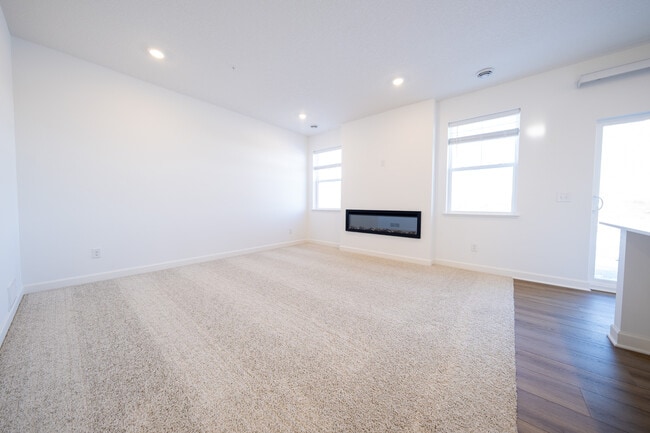 Photo - 2255 Tyrone Dr