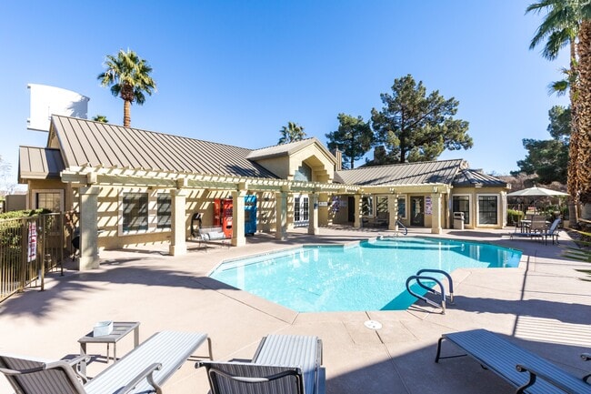 Photo - Gramercy Parc Senior Apartments