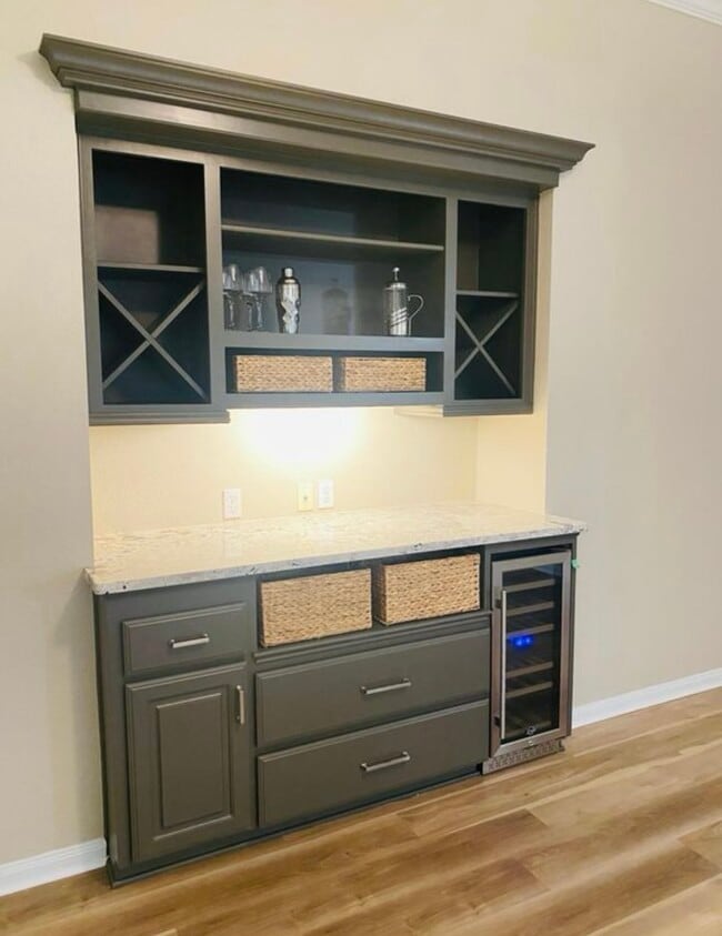 Photo - 3816 Whispering Oaks