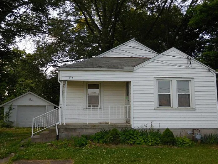Photo - 44 E Funderburg Rd