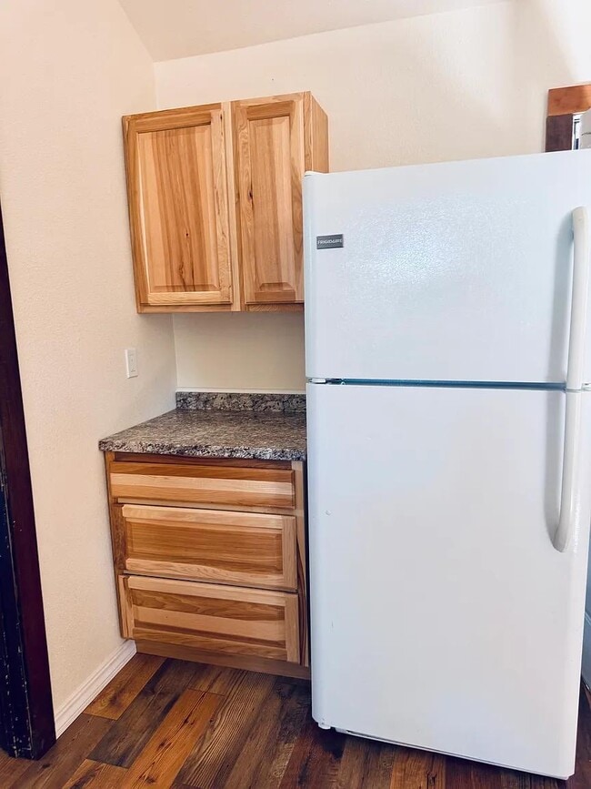 Photo - 11755 Old River Rd