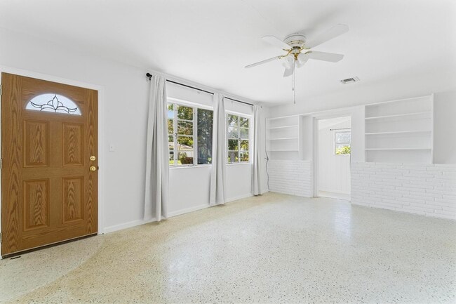 Photo - 331 Winters St
