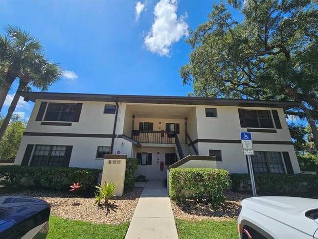 Building Photo - 19505 Quesada Ave Unit B203 Rental