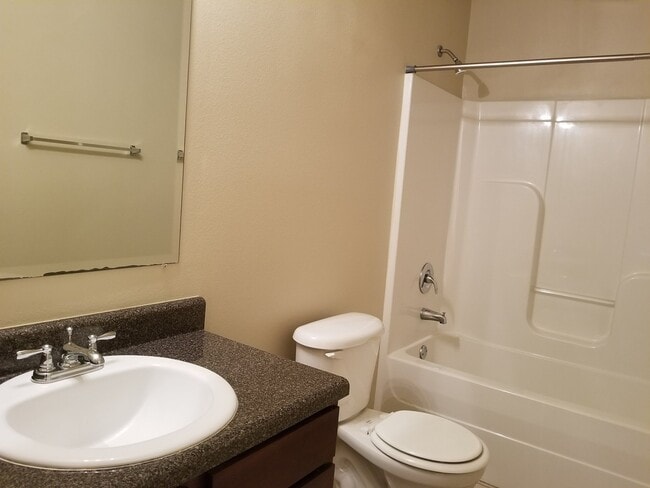 Photo - 3515-3515 E Hudson St