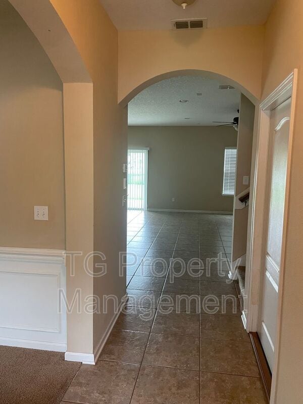 Photo - 247 Shetland Dr