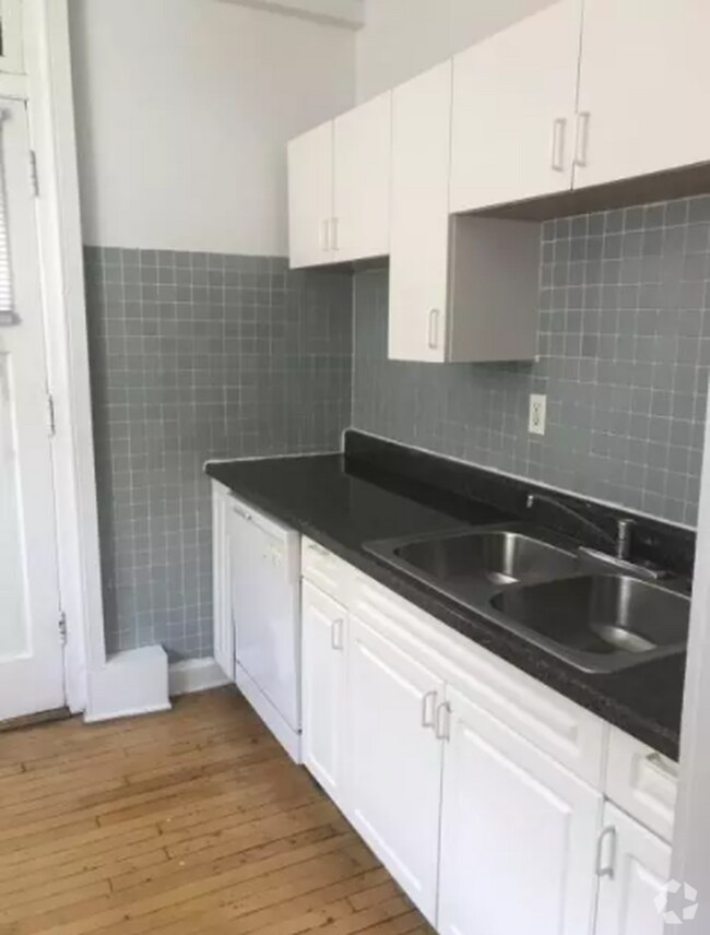 Building Photo - 2 bedroom in Chicago IL 60640 Unit 35-1 Rental
