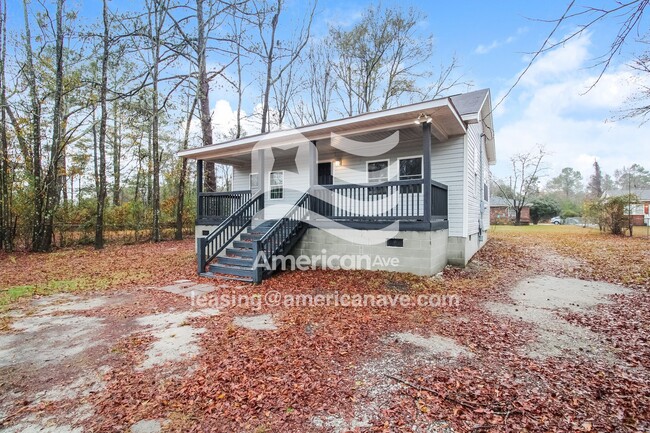 Photo - 1917 Harlem St