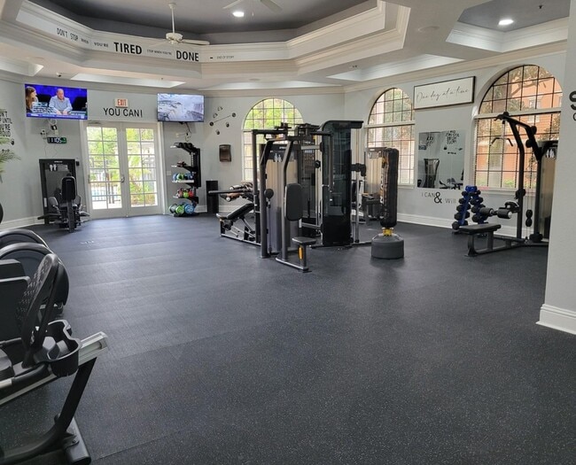 Photo - 6137 Metrowest Blvd