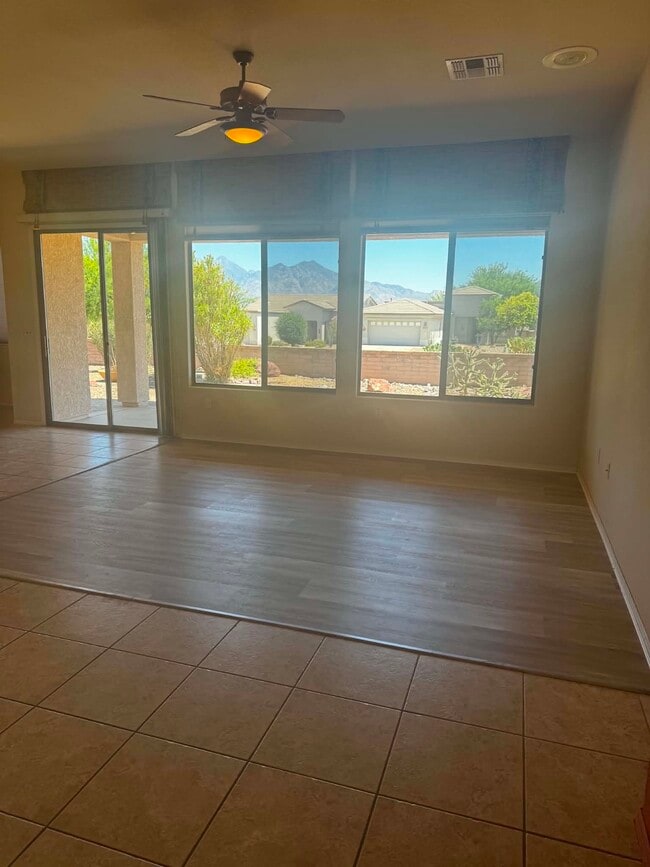 living room - 4579 S Camino del Tejon