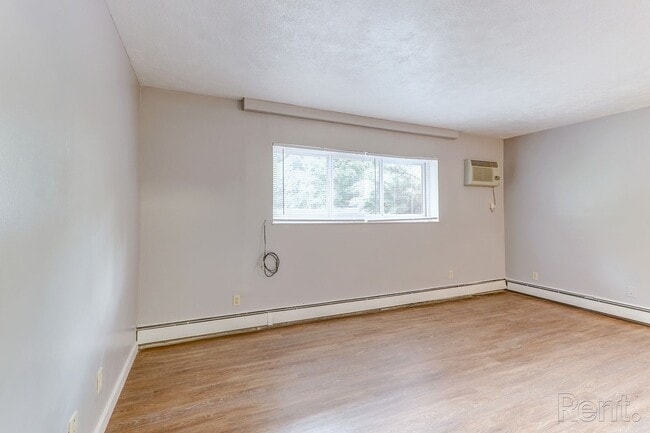 Photo - White Oak Apartments