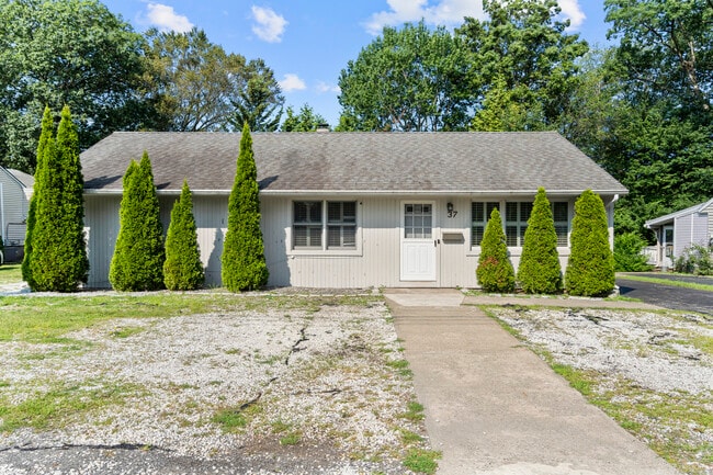 Building Photo - 37 Tarinelli Cir Rental