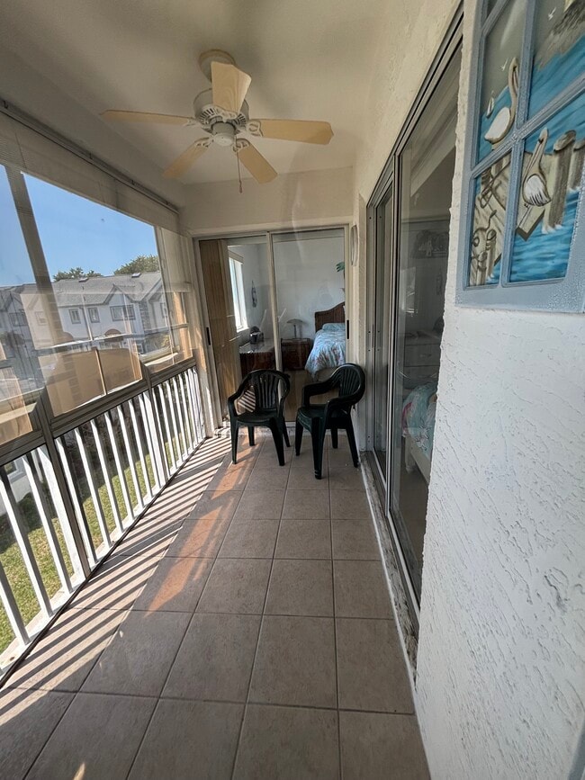 419 Ocean Park Ln Unit Condo