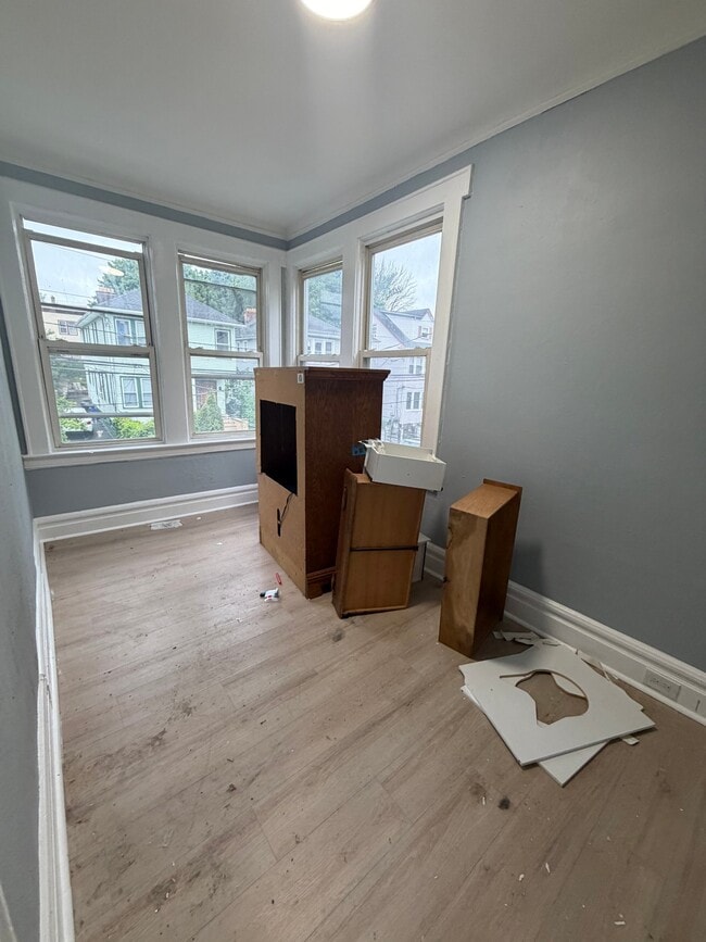 Photo - 100 Smith St Unit 2