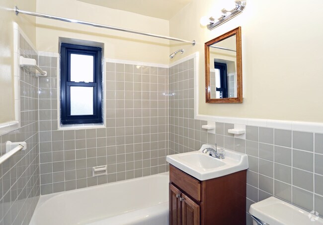 Interior - Franklin Manor