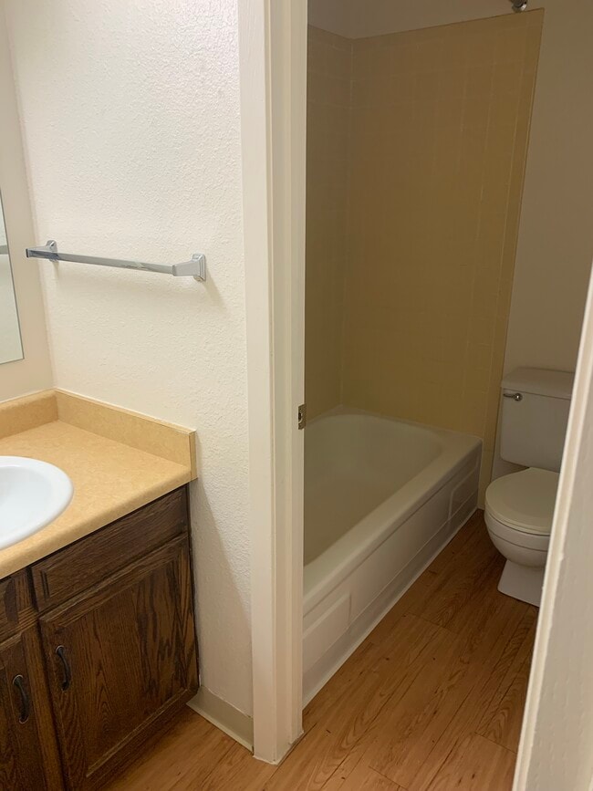 Photo - Regal Court Apartments