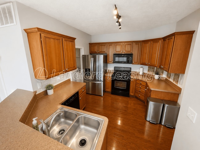 Photo - Avon Lake 3-Bedroom Condo with Pool, Tennis Courts & Lawn Care Included