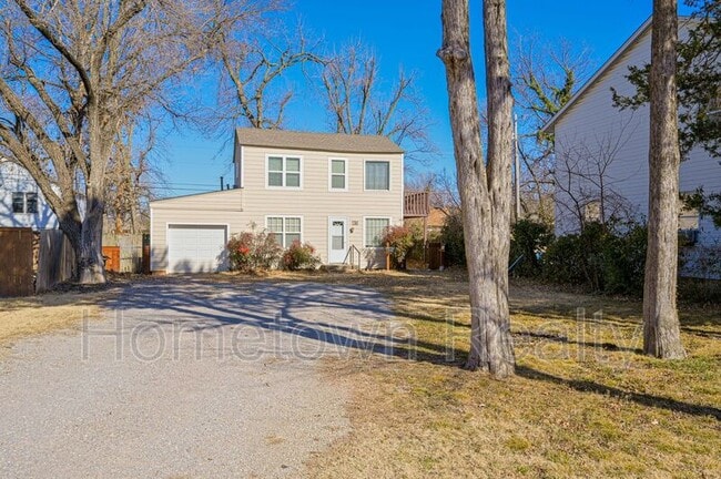 Building Photo - 1127 W Eufaula St Rental