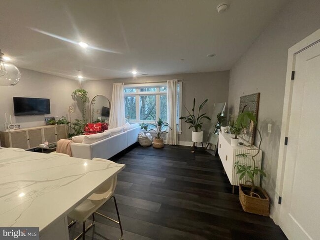 Photo - 4001 Ridge Ave