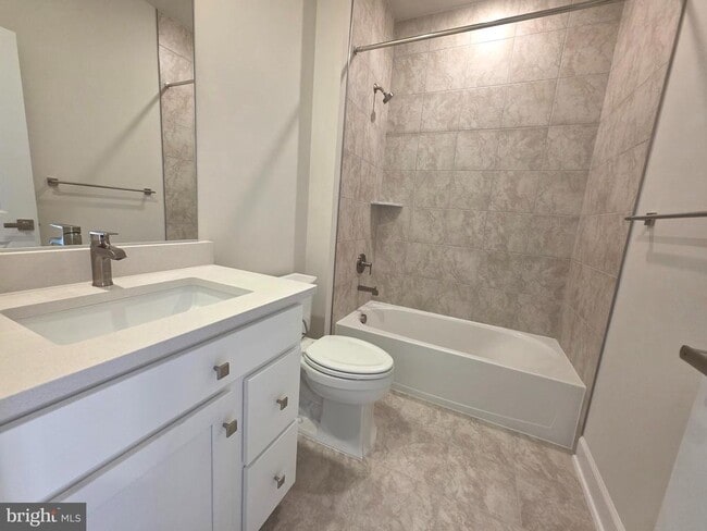 Photo - 1774 Ml Br Dr