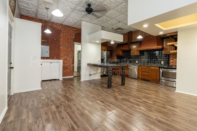 Photo - 518 E Douglas Ave Condo Unit 2