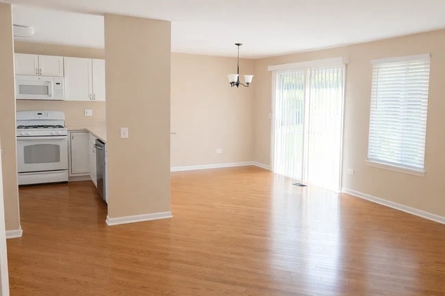 Dining Area - 1513 Meadowsedge Ln