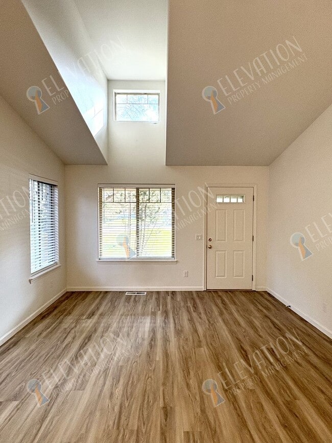 Photo - 2617 NW Fawn Run Ln