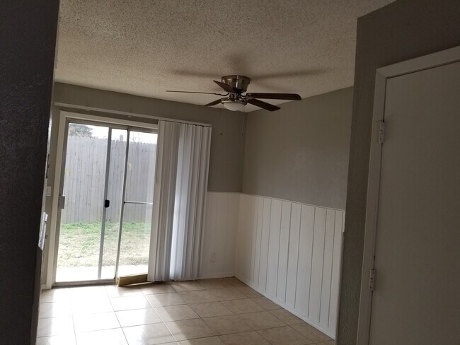 Photo - Casa Linda Apartments