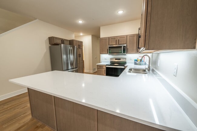 Photo - 2 Bedroom 1.5 Bath Single Story Cottage Ranch Unit 119 Eiche Drive -  3