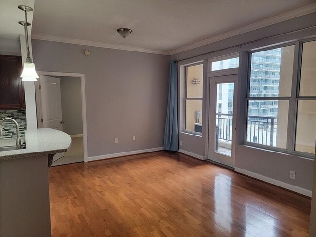 Building Photo - 1101 Juniper St NE Unit 1018 Rental
