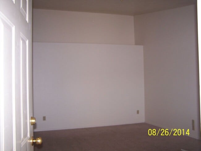 Photo - 740 Benjamin Ave