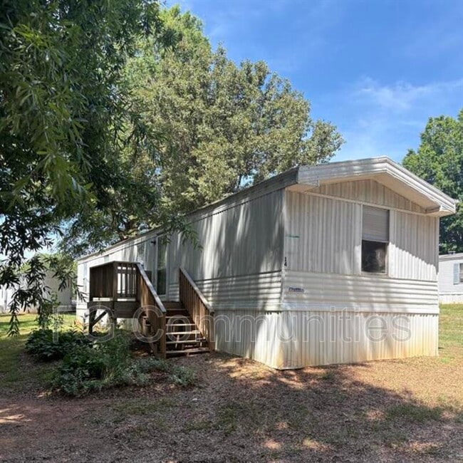 Building Photo - 1754 Zion Rd