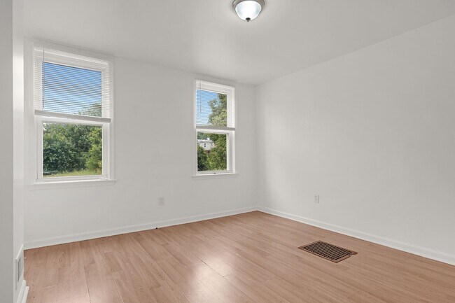 Photo - 2 Bedroom End Unit Accepting Voucher and Market Tenants