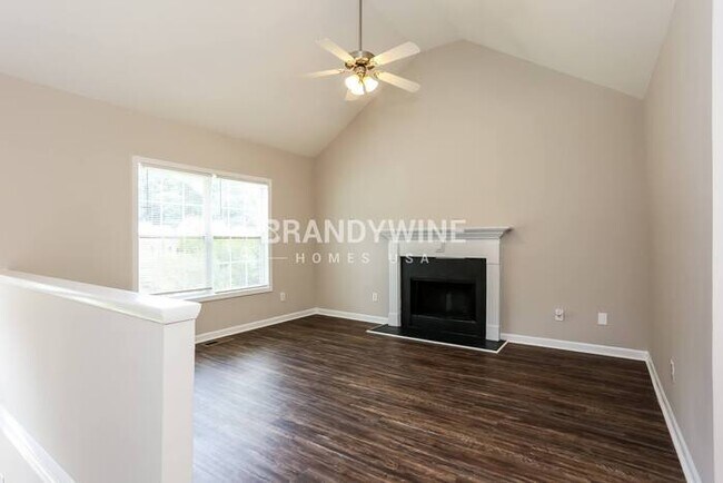 Photo - 313 Daniel Mill Crossing Casa