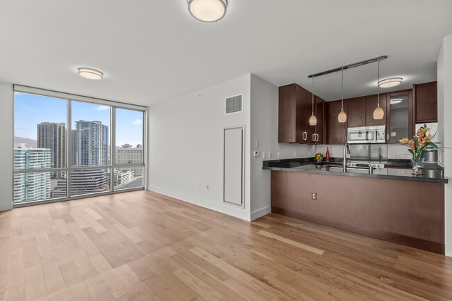 Photo - 1189 Waimanu St Unidad #2706