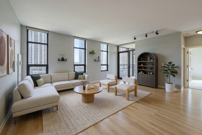 Photo - 1255 S State St