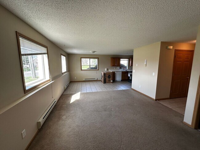 Photo - 804 6th Ave NE Unit 2