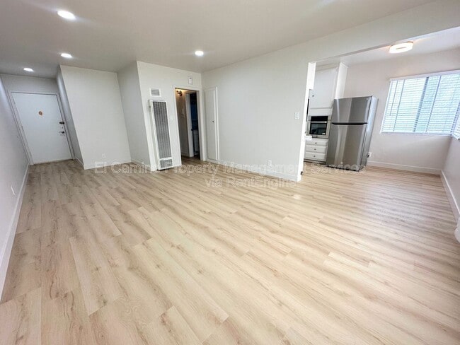 Photo - 1250 E Ocean Blvd Unidad 305