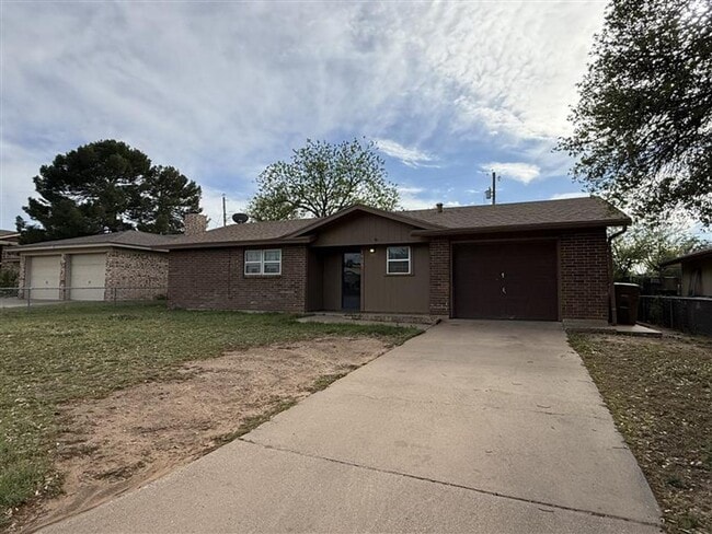 Photo - Charming 3 bedroom, 2 bathroom home near Kirby Park COMING SOON!