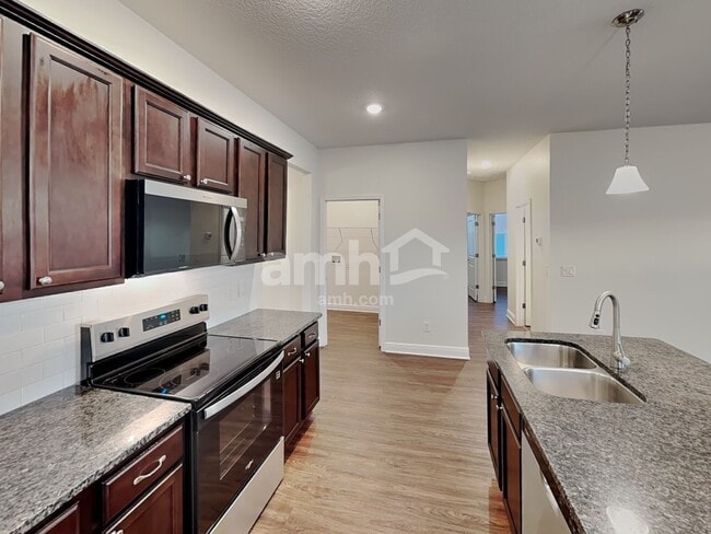 Photo - 1324 Celery Ave